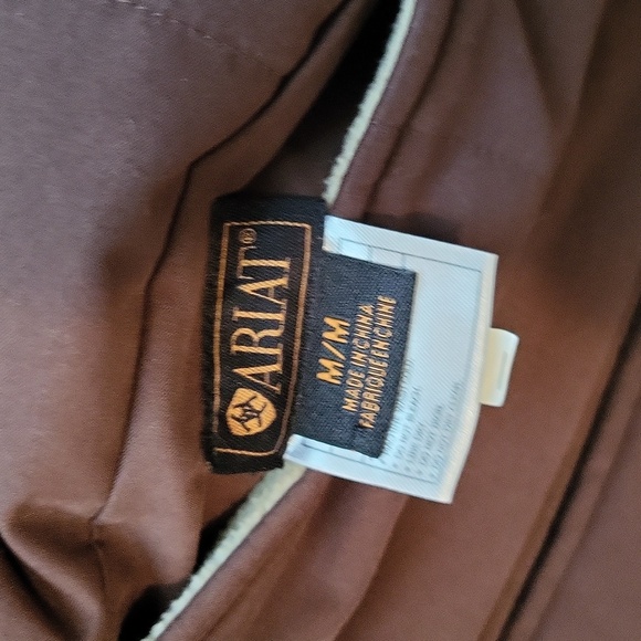 Ariat reversable vest - Picture 4 of 6